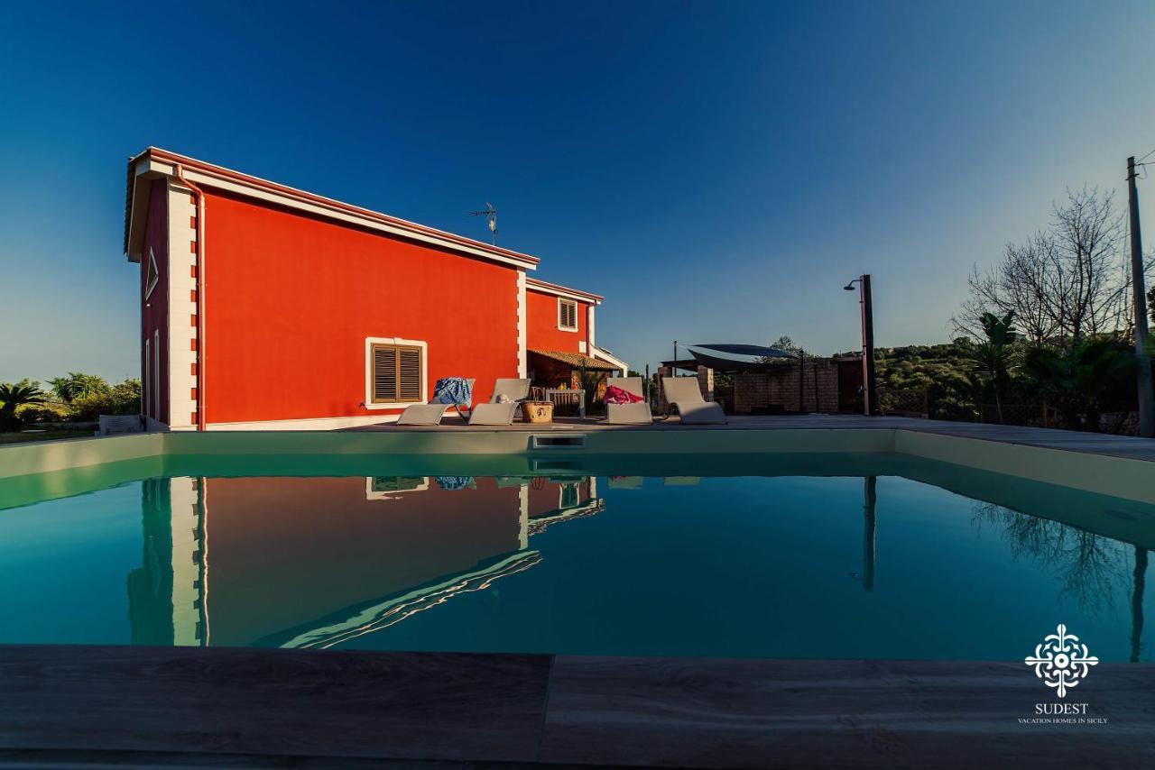 Villa Clara Country Retreat Solarino Bagian luar foto
