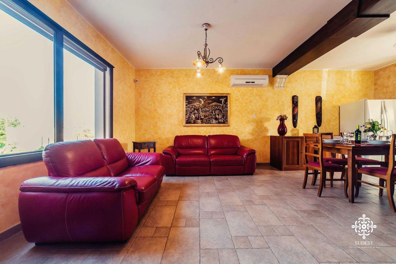 Villa Clara Country Retreat Solarino Bagian luar foto