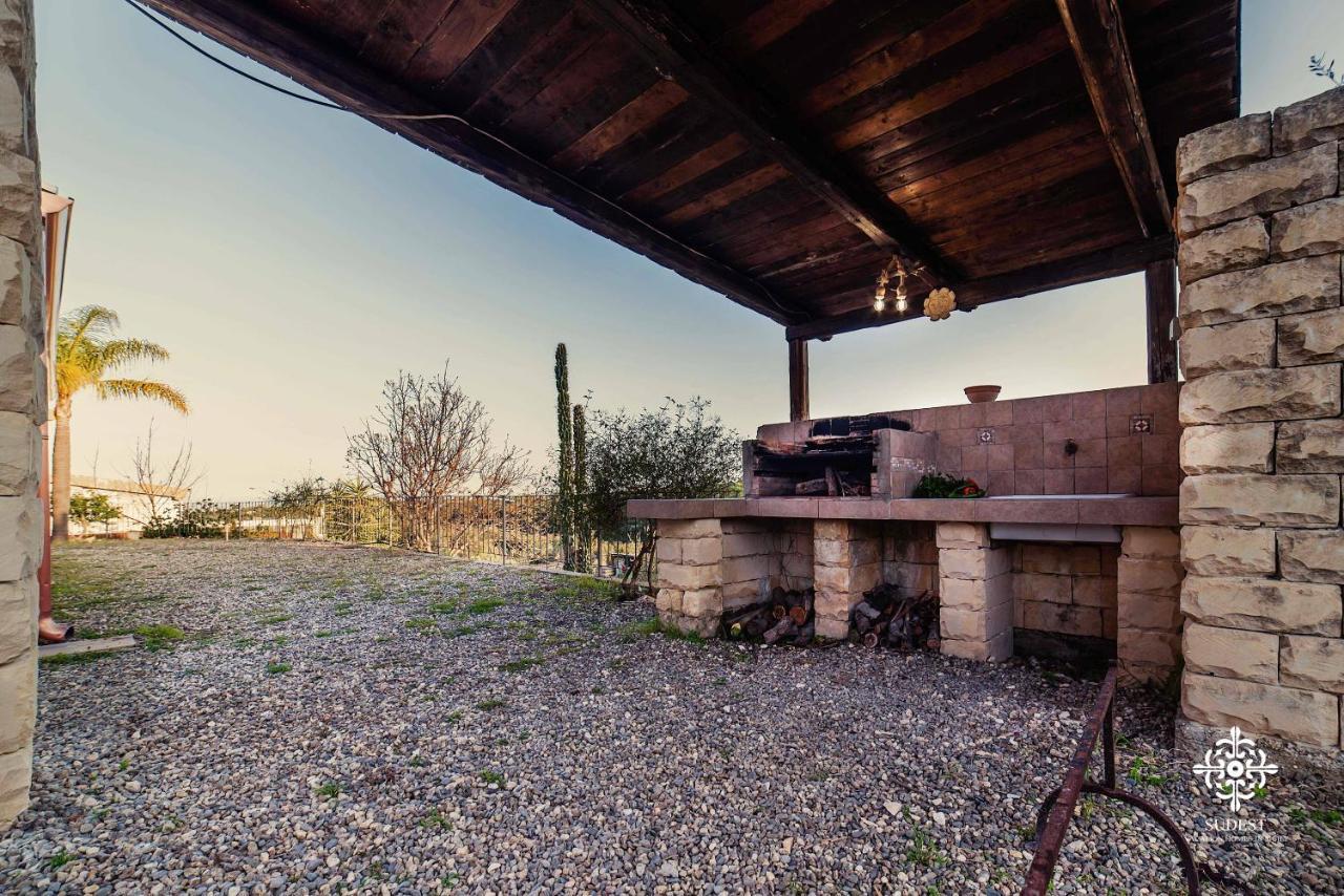 Villa Clara Country Retreat Solarino Bagian luar foto